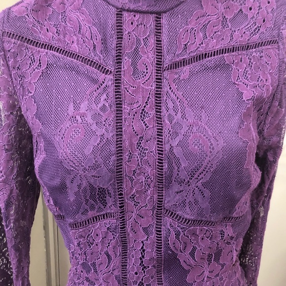 Xhilaration short outfit with long lace sleeves size medium - Picture 5 of 8